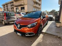 Usata Renault Captur 90 CV (66 kW) 2013 Arancione SUV
