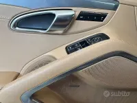 Usata Porsche 911 Carrera S Cabriolet Sport 400 CV (294 kW) 2012 Grigio agata Cabrio