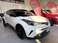 Usata Toyota C-HR 98 CV (72 kW) 2018 Bicolore bianco e nero SUV