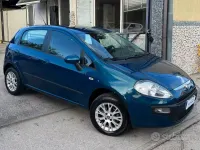 Usata Fiat Punto Evo 70 CV (51 kW) 2012 Blu Utilitaria
