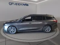 Usata Ford Focus ST-Line 125 CV (91 kW) 2023 Magnetic grey (metallizzato) Station wagon