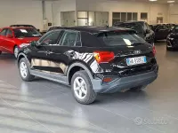 Neu Audi Q2 Business 150 PS (110 kW) 2025 Schwarz SUV