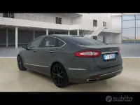 Usata Ford Mondeo Vignale 140 CV (102 kW) 2018 Grigio metallizzato Berlina