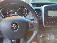 Usata Renault Trafic 140 CV (102 kW) 2015 Grigio Monovolume