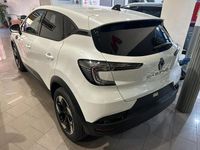 Nuova Renault Captur Techno 101 CV (74 kW) 2025 White pearl SUV