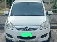 Usata Opel Zafira 110 CV (80 kW) 2011 Bianco Monovolume