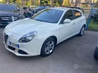 Usata Alfa Romeo Giulietta Progression 105 CV (77 kW) 2015 Bianco Utilitaria