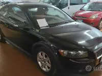 Usata Volvo C30 Kinetic 101 CV (74 kW) 2007 Nero Utilitaria
