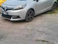 Usata Renault Scénic 110 CV (80 kW) 2015 Grigio Monovolume