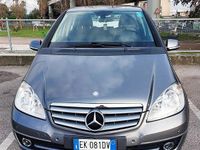 Usata Mercedes A180 Elegance 108 CV (79 kW) 2011 Grigio Berlina