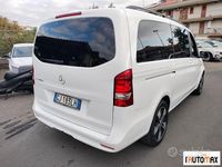 Usata Mercedes V220 Executive 163 CV (119 kW) 2022 Bianco Monovolume