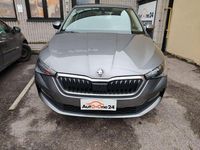 Usata Skoda Scala Ambition 110 CV (80 kW) 2023 Grigio scuro metallizzato Utilitaria