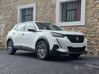 Usata Peugeot 2008 Active 101 CV (74 kW) 2021 Bianco SUV