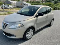 Usata Lancia Ypsilon 95 CV (69 kW) 2012 Beige Utilitaria