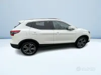 Usata Nissan Qashqai Tekna 110 CV (80 kW) 2018 Bianco metallizzato SUV