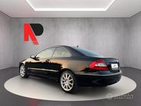 Begagnad Mercedes CLK220 Avantgarde 150 HK (110 kW) 2007 Svart Sportkupé