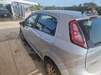 Usata Fiat Punto 77 CV (56 kW) 2014 Grigio Utilitaria