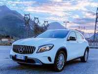 Usata Mercedes GLA200 156 CV (114 kW) 2016 Bianco SUV