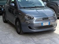 Usata Fiat 500e La Prima 86 kW (118 CV) 2020 Grigio Berlina