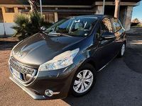 Usata Peugeot 208 Allure 82 CV (60 kW) 2014 Utilitaria