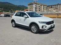Usata VW T-Roc Life 150 CV (110 kW) 2022 Bianco SUV