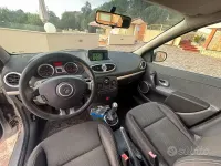 Usata Renault Clio II 75 CV (55 kW) 2010 Grigio Berlina
