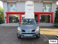 Usata Renault Koleos Bose Edition 150 CV (110 kW) 2009 Grigio chiaro SUV