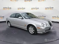 Usata Jaguar S-Type Executive 238 CV (175 kW) 2000 Grigio Berlina