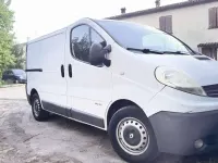Usata Renault Trafic 114 CV (83 kW) 2009 Bianco Monovolume