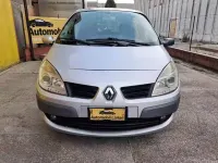 Usata Renault Scénic II 104 CV (76 kW) 2007 Grigio Monovolume