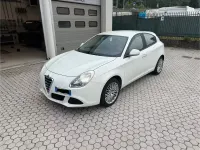 Usata Alfa Romeo Giulietta 170 CV (125 kW) 2011 Utilitaria