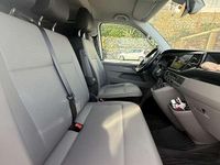 Occasion VW Caravelle 150 ch (110 kW) 2019 Rouge Van