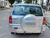 Usata Toyota RAV4 128 CV (94 kW) 2001 Grigio SUV