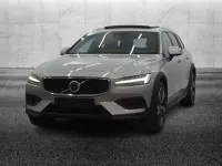 Usata Volvo V60 CC 197 CV (144 kW) 2024 Grigio Station wagon