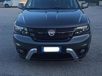 Usata Fiat Freemont Cross 170 CV (125 kW) 2015 Grigio SUV