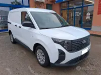 Usata Ford Transit Courier Trend 100 CV (73 kW) 2024 Bianco Furgone