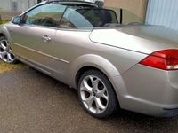 Usata Ford Focus Cabriolet Titanium 136 CV (100 kW) 2007 Grigio Cabrio