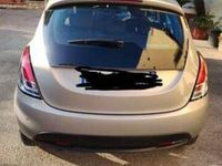 Usata Lancia Ypsilon 95 CV (69 kW) 2012 Grigio Utilitaria