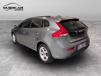 Usata Volvo V40 Business Edition 120 CV (88 kW) 2017 Grigio Station wagon