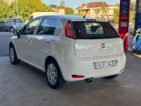 Usata Fiat Punto Lounge 77 CV (56 kW) 2015 Utilitaria