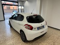 usata Peugeot 208 1.4 HDi 68 CV 5 porte Access