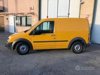 usata Ford Transit connect t200