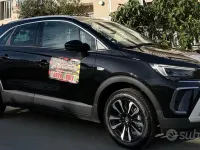 Usata Opel Crossland Elegance 131 CV (96 kW) 2023 Nero SUV