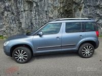 Usata Skoda Yeti Active 110 CV (80 kW) 2012 Grigio SUV