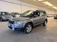 Usata Skoda Yeti Elegance 105 CV (77 kW) 2012 Grigio SUV