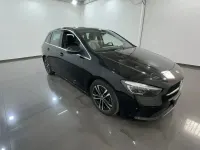 Usata Mercedes B180 116 CV (85 kW) 2024 Cosmos black met Utilitaria