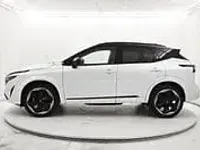 Nuova Nissan Qashqai 140 CV (102 kW) 2025 White pearl/black SUV