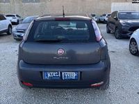 Usata Fiat Punto Easy 95 CV (69 kW) 2012 Berlina