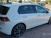 Usata VW Golf VIII Style 116 CV (85 kW) 2022 Bianco Berlina