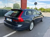 Usata Volvo V90 Inscription 235 CV (172 kW) 2018 Grigio Station wagon